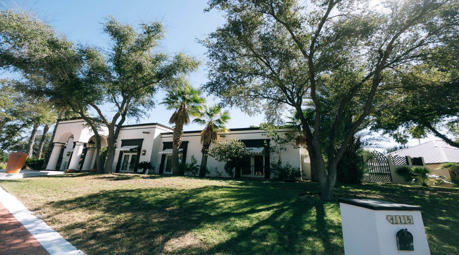 415 Merlin Rd, LAREDO, Texas 78041-2835, 5 Bedrooms Bedrooms, 14 Rooms Rooms,5 BathroomsBathrooms,Residential,For Rent,415 Merlin Rd,20255058