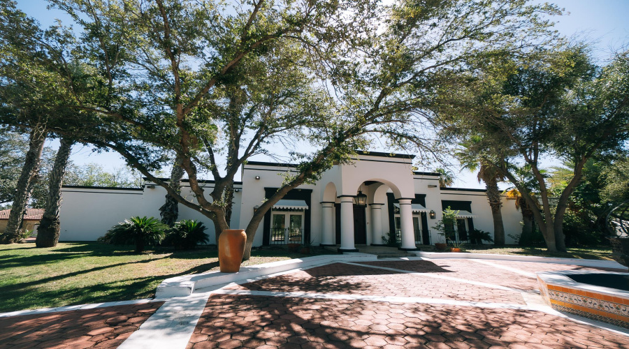 415 Merlin Rd, LAREDO, Texas 78041-2835, 5 Bedrooms Bedrooms, 14 Rooms Rooms,5 BathroomsBathrooms,Residential,For Rent,415 Merlin Rd,20255058