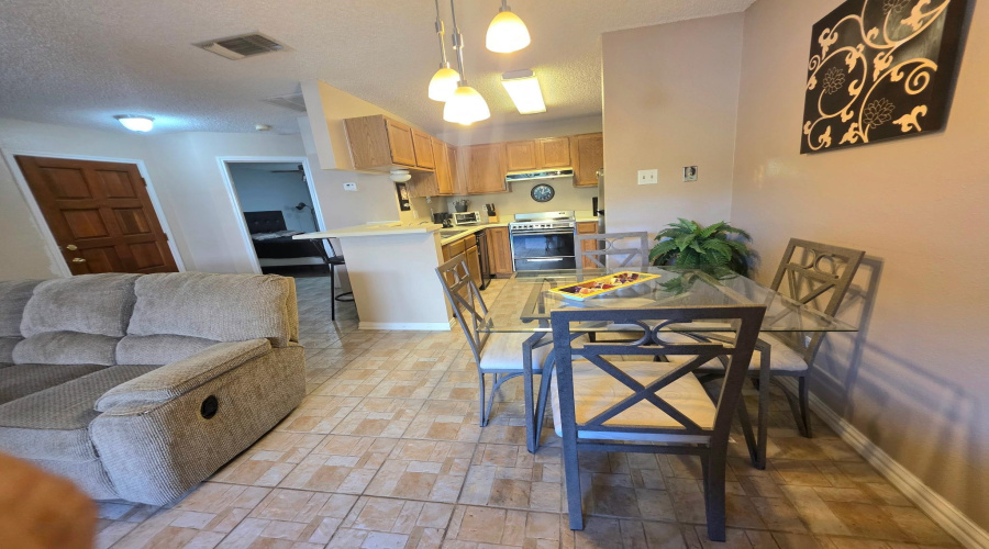 5322 Medical Lp, San Antonio, Texas 78240-2068, 1 Bedroom Bedrooms, 3 Rooms Rooms,1 BathroomBathrooms,Residential,For Rent,5322 Medical Lp,20255062