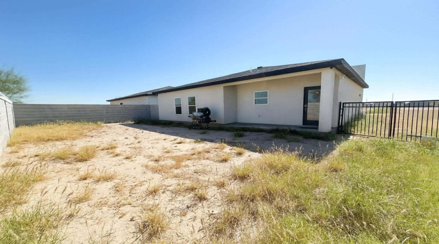 602 Bluebeard Ct., Laredo, Texas 78046, 3 Bedrooms Bedrooms, 4 Rooms Rooms,2 BathroomsBathrooms,Residential,For Sale,602 Bluebeard Ct.,20255063