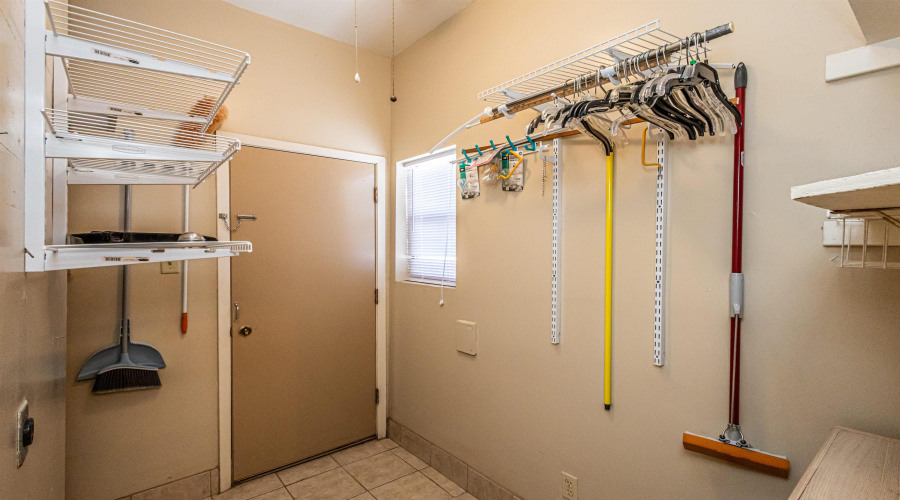 2006 Piedra China St, Laredo, Texas 78043, 4 Bedrooms Bedrooms, 7 Rooms Rooms,4 BathroomsBathrooms,Residential,For Sale,2006 Piedra China St,20255065