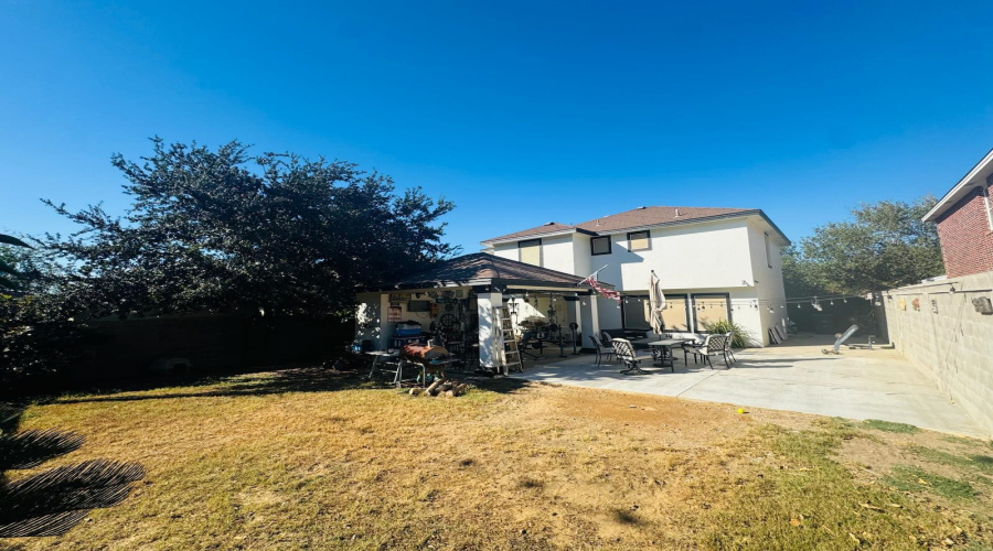 3701 Aguanieve Dr., Laredo, Texas 78046, 3 Bedrooms Bedrooms, 6 Rooms Rooms,2 BathroomsBathrooms,Residential,For Sale,3701 Aguanieve Dr.,20255069