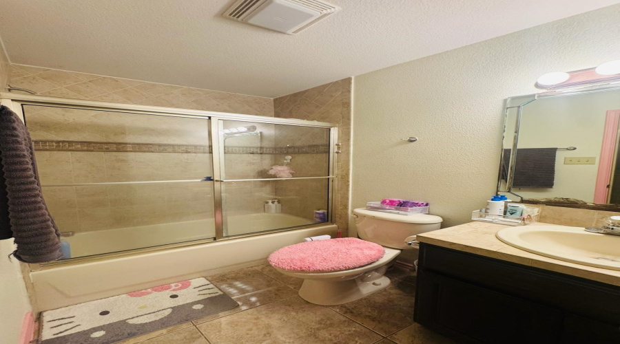 3701 Aguanieve Dr., Laredo, Texas 78046, 3 Bedrooms Bedrooms, 6 Rooms Rooms,2 BathroomsBathrooms,Residential,For Sale,3701 Aguanieve Dr.,20255069