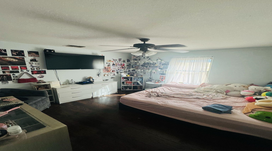 3701 Aguanieve Dr., Laredo, Texas 78046, 3 Bedrooms Bedrooms, 6 Rooms Rooms,2 BathroomsBathrooms,Residential,For Sale,3701 Aguanieve Dr.,20255069