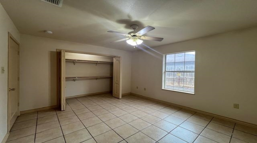 408 Badajoz Ln, Laredo, Texas 78046, 3 Bedrooms Bedrooms, 5 Rooms Rooms,2 BathroomsBathrooms,Residential,For Rent,408 Badajoz Ln,20255076