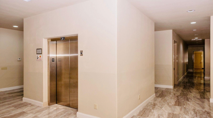 8607 McPherson Rd, Laredo, Texas 78045, 1 Room Rooms,2 BathroomsBathrooms,Commercial retail/office,For Rent,8607 McPherson Rd,20255077