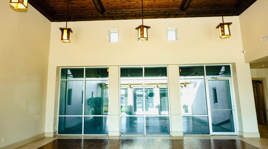 8607 McPherson Rd, Laredo, Texas 78045, 1 Room Rooms,2 BathroomsBathrooms,Commercial retail/office,For Rent,8607 McPherson Rd,20255077