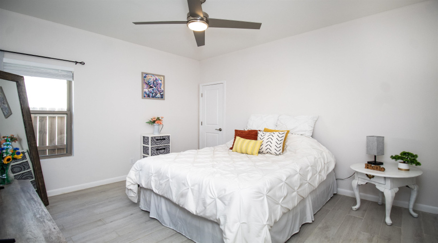 1428 Los Estribos Dr., Laredo, Texas 78046, 3 Bedrooms Bedrooms, 6 Rooms Rooms,2 BathroomsBathrooms,Residential,For Sale,1428 Los Estribos Dr.,20255080