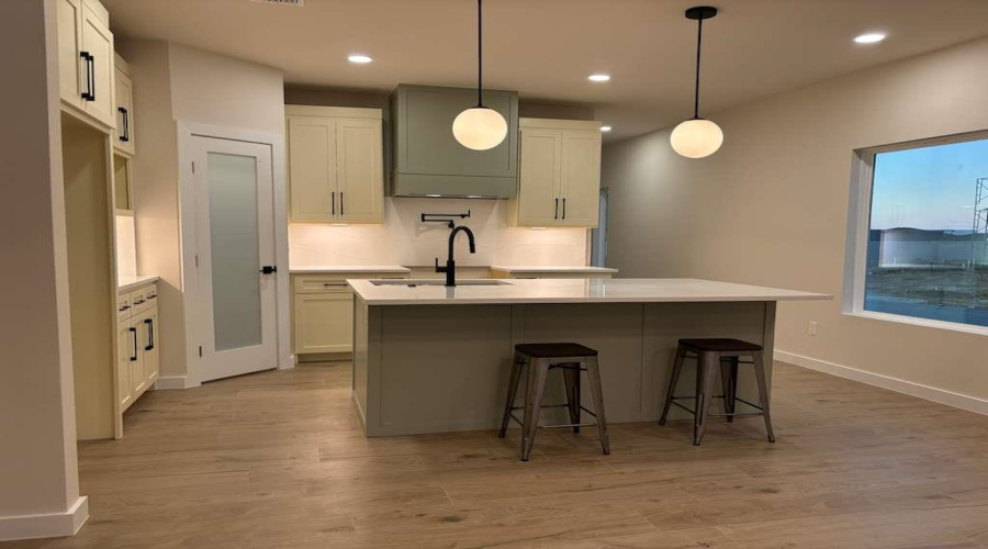 1813 Belgian Blue Lp., Laredo, Texas 78046, 4 Bedrooms Bedrooms, 7 Rooms Rooms,3 BathroomsBathrooms,Residential,For Sale,1813 Belgian Blue Lp.,20255081