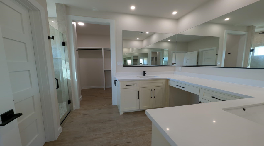 1813 Belgian Blue Lp., Laredo, Texas 78046, 4 Bedrooms Bedrooms, 7 Rooms Rooms,3 BathroomsBathrooms,Residential,For Sale,1813 Belgian Blue Lp.,20255081