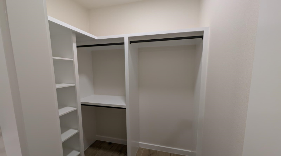 1813 Belgian Blue Lp., Laredo, Texas 78046, 4 Bedrooms Bedrooms, 7 Rooms Rooms,3 BathroomsBathrooms,Residential,For Sale,1813 Belgian Blue Lp.,20255081