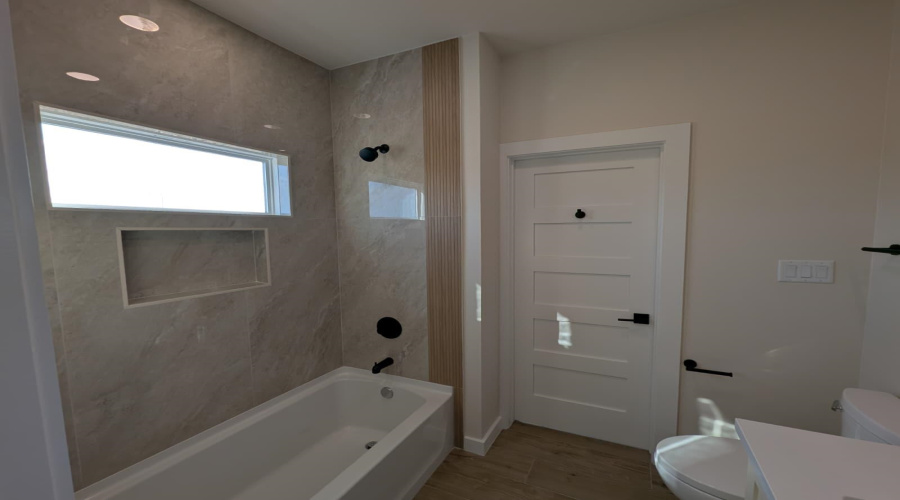 1813 Belgian Blue Lp., Laredo, Texas 78046, 4 Bedrooms Bedrooms, 7 Rooms Rooms,3 BathroomsBathrooms,Residential,For Sale,1813 Belgian Blue Lp.,20255081