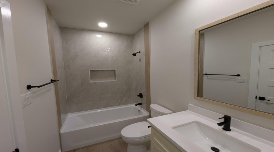 1813 Belgian Blue Lp., Laredo, Texas 78046, 4 Bedrooms Bedrooms, 7 Rooms Rooms,3 BathroomsBathrooms,Residential,For Sale,1813 Belgian Blue Lp.,20255081