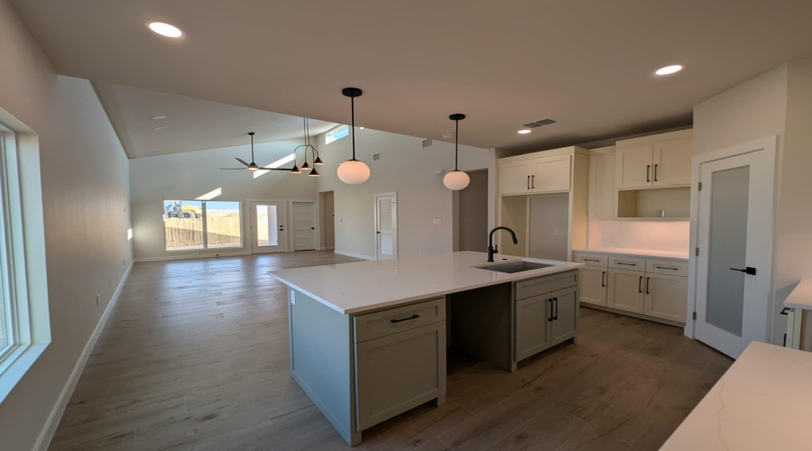 1813 Belgian Blue Lp., Laredo, Texas 78046, 4 Bedrooms Bedrooms, 7 Rooms Rooms,3 BathroomsBathrooms,Residential,For Sale,1813 Belgian Blue Lp.,20255081