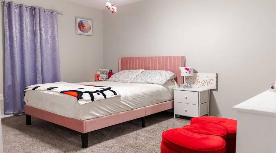 4214 Helena Dr., Laredo, Texas 78046-0000, 5 Bedrooms Bedrooms, 7 Rooms Rooms,2 BathroomsBathrooms,Residential,For Sale,4214 Helena Dr.,20255083