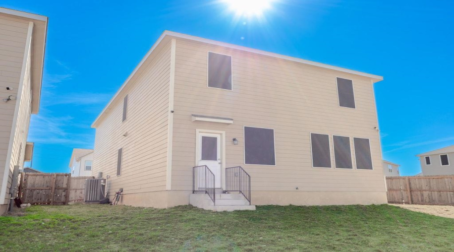 4214 Helena Dr., Laredo, Texas 78046-0000, 5 Bedrooms Bedrooms, 7 Rooms Rooms,2 BathroomsBathrooms,Residential,For Sale,4214 Helena Dr.,20255083