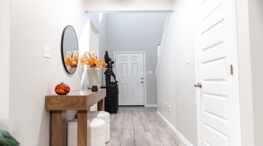 4214 Helena Dr., Laredo, Texas 78046-0000, 5 Bedrooms Bedrooms, 7 Rooms Rooms,2 BathroomsBathrooms,Residential,For Sale,4214 Helena Dr.,20255083