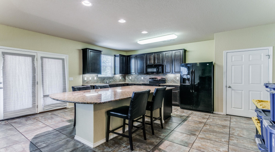 9723 Acadian Dr., San Antonio, Texas 78245, 3 Bedrooms Bedrooms, 7 Rooms Rooms,2 BathroomsBathrooms,Residential,For Sale,9723 Acadian Dr.,20255086