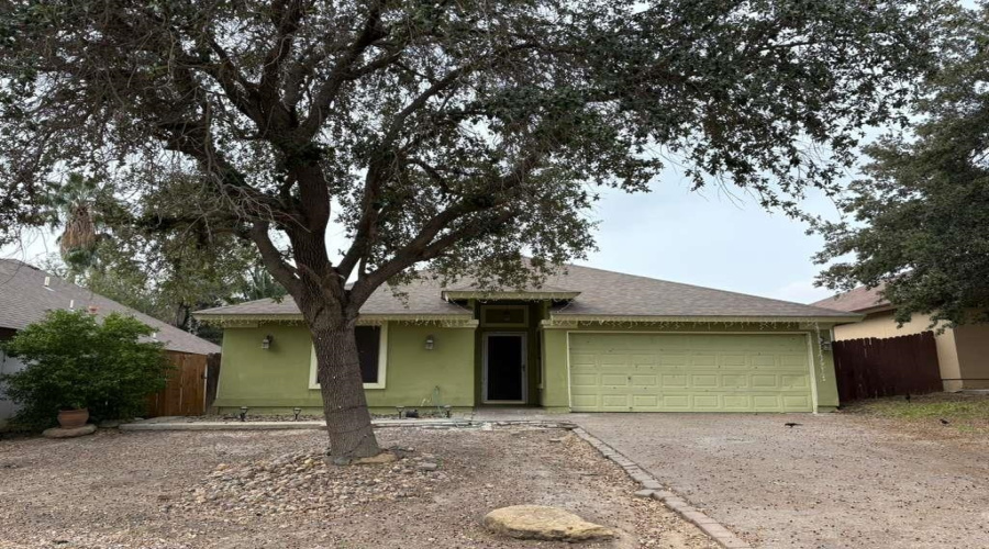 316 Cinnamon Teal Lp, Laredo, Texas 78045-4118, 4 Bedrooms Bedrooms, 6 Rooms Rooms,3 BathroomsBathrooms,Residential,For Rent,316 Cinnamon Teal Lp,20255090