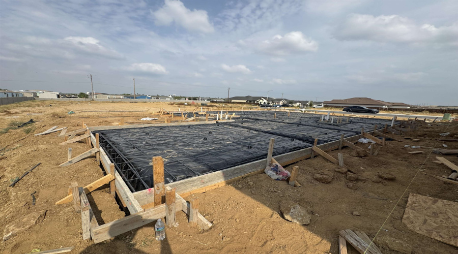 2818 Adamsville, Laredo, Texas 78046, 3 Bedrooms Bedrooms, 5 Rooms Rooms,2 BathroomsBathrooms,Residential,For Sale,2818 Adamsville,20255099