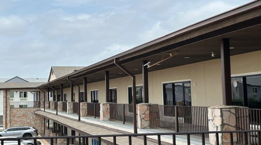 2110 Lomas Del Sur Blvd., Laredo, Texas 78046, 11 Rooms Rooms,4 BathroomsBathrooms,Commercial retail/office,For Sale,2110 Lomas Del Sur Blvd.,20252084