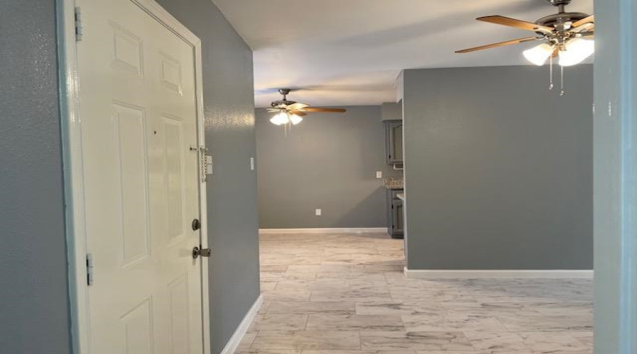 4902 Marcella Ave, Laredo, Texas 78041, 3 Bedrooms Bedrooms, 5 Rooms Rooms,1 BathroomBathrooms,Residential,For Rent,4902 Marcella Ave,20255104