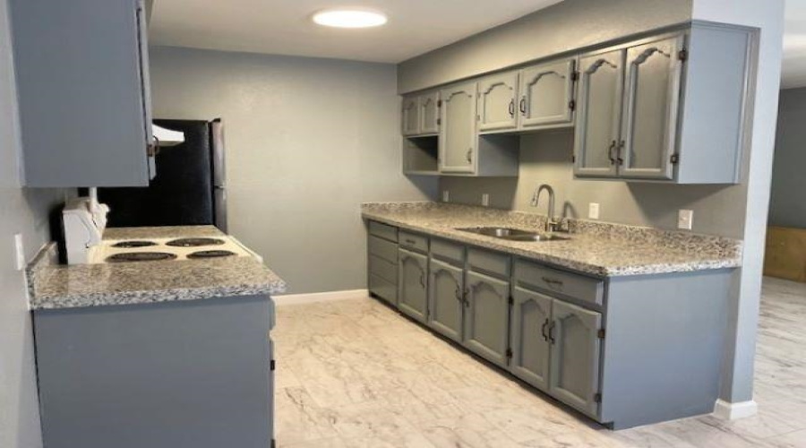 4902 Marcella Ave, Laredo, Texas 78041, 3 Bedrooms Bedrooms, 5 Rooms Rooms,1 BathroomBathrooms,Residential,For Rent,4902 Marcella Ave,20255104