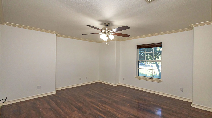 10706 International Blvd, Laredo, Texas 78045, 2 Bedrooms Bedrooms, 5 Rooms Rooms,1 BathroomBathrooms,Residential,For Rent,10706 International Blvd,20255105