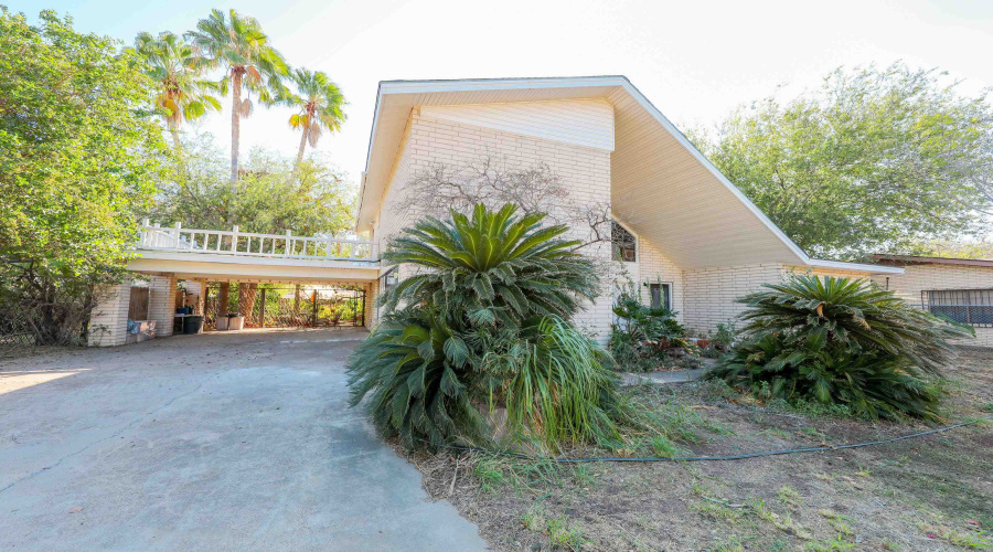 117 Arizona Lp, Laredo, Texas 78041, 3 Bedrooms Bedrooms, 4 Rooms Rooms,2 BathroomsBathrooms,Residential,For Sale,117 Arizona Lp,20255109