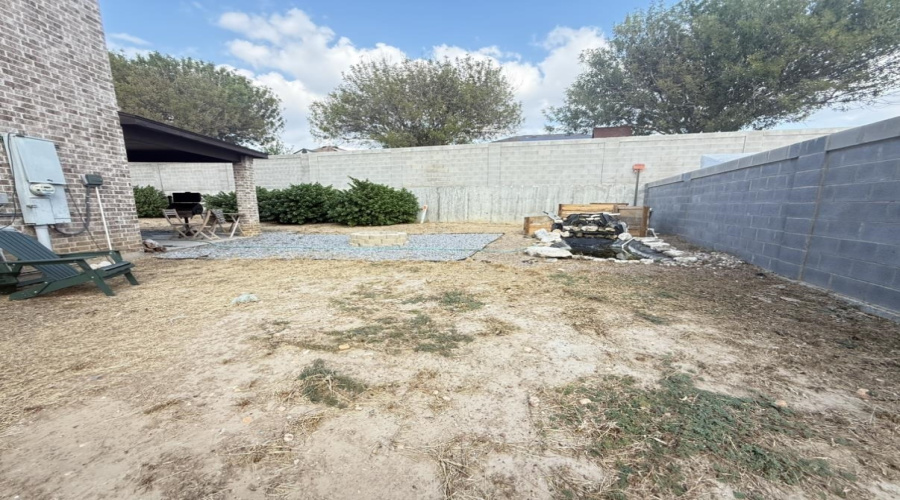 2820 Centenario Dr, Laredo, Texas 78045, 5 Bedrooms Bedrooms, 8 Rooms Rooms,2 BathroomsBathrooms,Residential,For Sale,2820 Centenario Dr,20255111