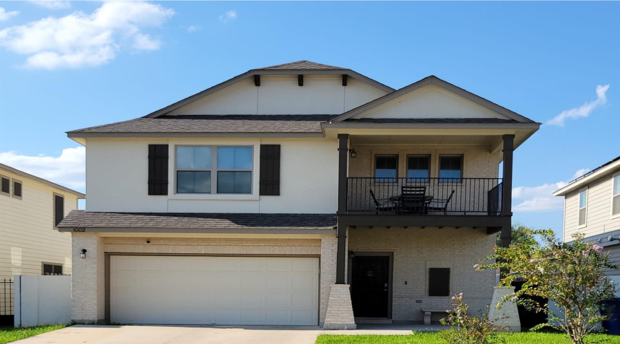 1002 Larvotto Lp., Laredo, Texas 78045, 4 Bedrooms Bedrooms, 4 Rooms Rooms,2 BathroomsBathrooms,Residential,For Sale,1002 Larvotto Lp.,20255116