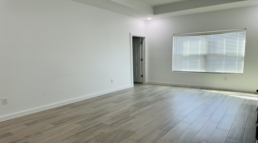 515 Journey Loop, Laredo, Texas 78045, 4 Bedrooms Bedrooms, 6 Rooms Rooms,3 BathroomsBathrooms,Residential,For Sale,515 Journey Loop,20255117