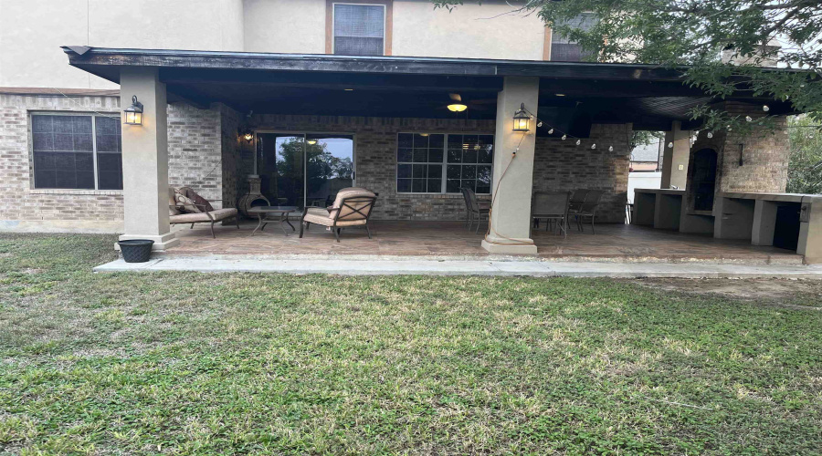 10604 Patron Lp, Laredo, Texas 78045-6525, 3 Bedrooms Bedrooms, 7 Rooms Rooms,2 BathroomsBathrooms,Residential,For Sale,10604 Patron Lp,20255119