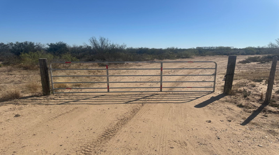 547 RANCH ROAD F.M. 1472 (Mines Rd.), Laredo, Texas 78046, ,Land,For Sale,547 RANCH ROAD F.M. 1472 (Mines Rd.),20255089