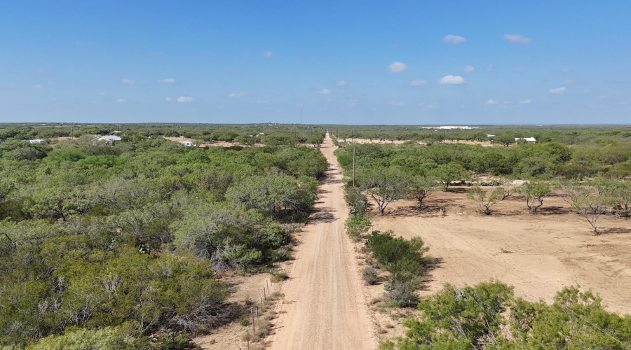 630 Los Huisaches Rd., Laredo, Texas 78045, ,Land,For Sale,630 Los Huisaches Rd.,20255126