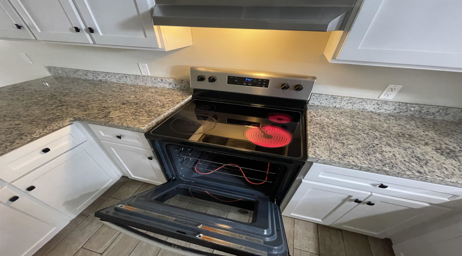 3005 E Price St, LAREDO, Texas 78043, 2 Bedrooms Bedrooms, 4 Rooms Rooms,1 BathroomBathrooms,Residential,For Rent,3005 E Price St,20255121