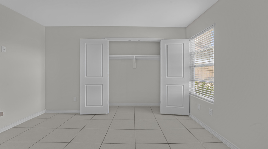 3018 Bluebell Ct., Laredo, Texas 78046, 4 Bedrooms Bedrooms, 5 Rooms Rooms,2 BathroomsBathrooms,Residential,For Sale,3018 Bluebell Ct.,20254028