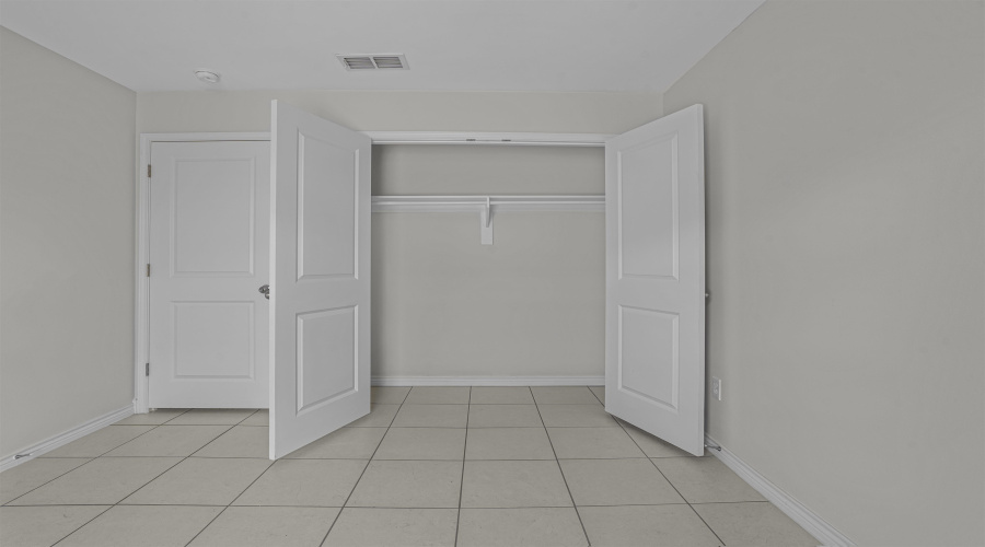 3018 Bluebell Ct., Laredo, Texas 78046, 4 Bedrooms Bedrooms, 5 Rooms Rooms,2 BathroomsBathrooms,Residential,For Sale,3018 Bluebell Ct.,20254028