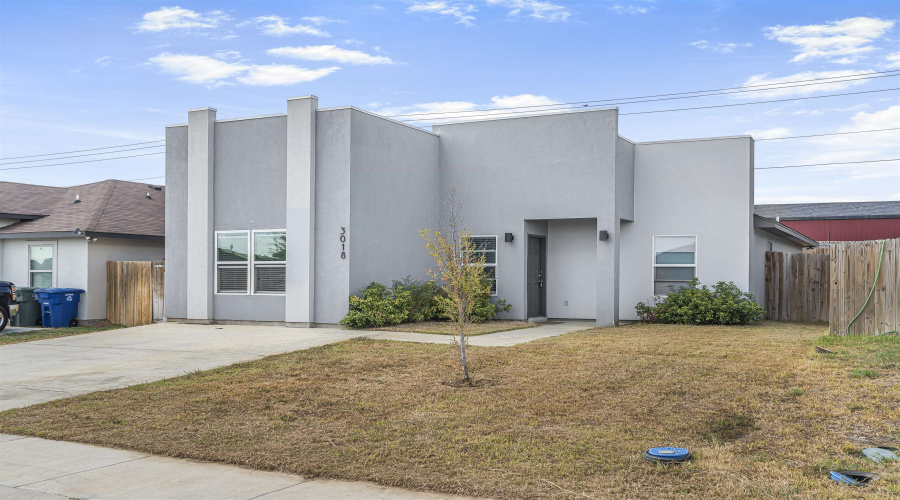 3018 Bluebell Ct., Laredo, Texas 78046, 4 Bedrooms Bedrooms, 5 Rooms Rooms,2 BathroomsBathrooms,Residential,For Sale,3018 Bluebell Ct.,20254028