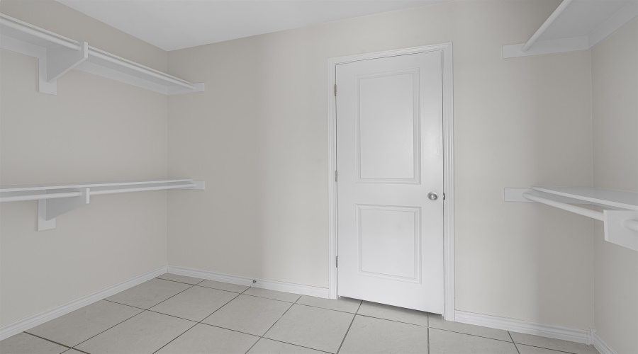 3018 Bluebell Ct., Laredo, Texas 78046, 4 Bedrooms Bedrooms, 5 Rooms Rooms,2 BathroomsBathrooms,Residential,For Sale,3018 Bluebell Ct.,20254028