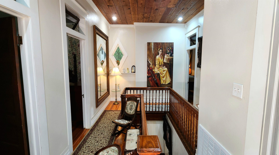 1219 Market St, Laredo, Texas 78040-8843, 5 Bedrooms Bedrooms, 9 Rooms Rooms,3 BathroomsBathrooms,Residential,For Sale,1219 Market St,20255134