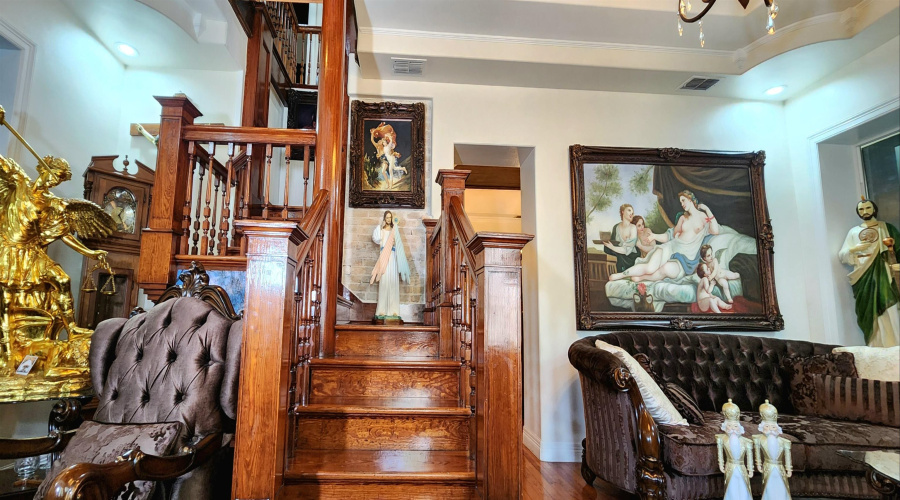 1219 Market St, Laredo, Texas 78040-8843, 5 Bedrooms Bedrooms, 9 Rooms Rooms,3 BathroomsBathrooms,Residential,For Sale,1219 Market St,20255134