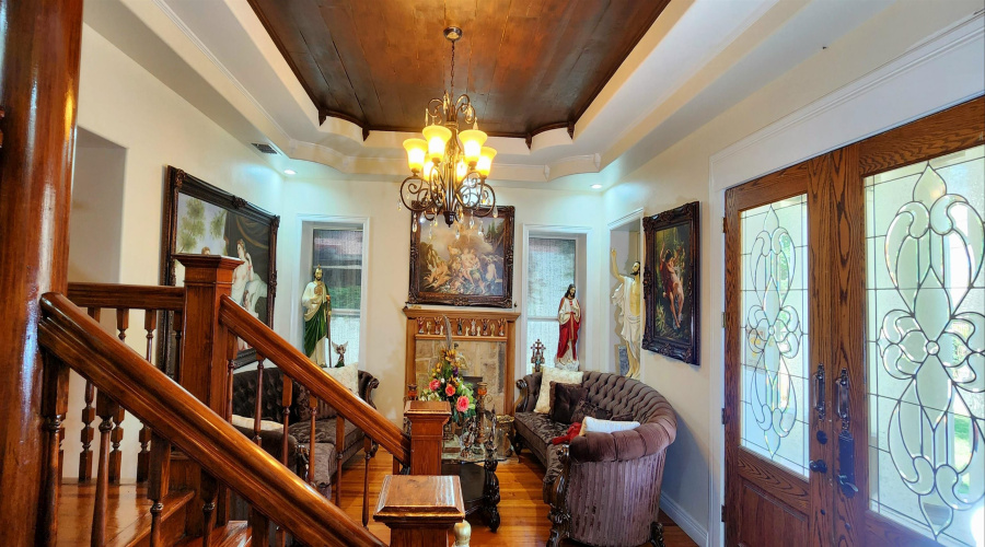 1219 Market St, Laredo, Texas 78040-8843, 5 Bedrooms Bedrooms, 9 Rooms Rooms,3 BathroomsBathrooms,Residential,For Sale,1219 Market St,20255134