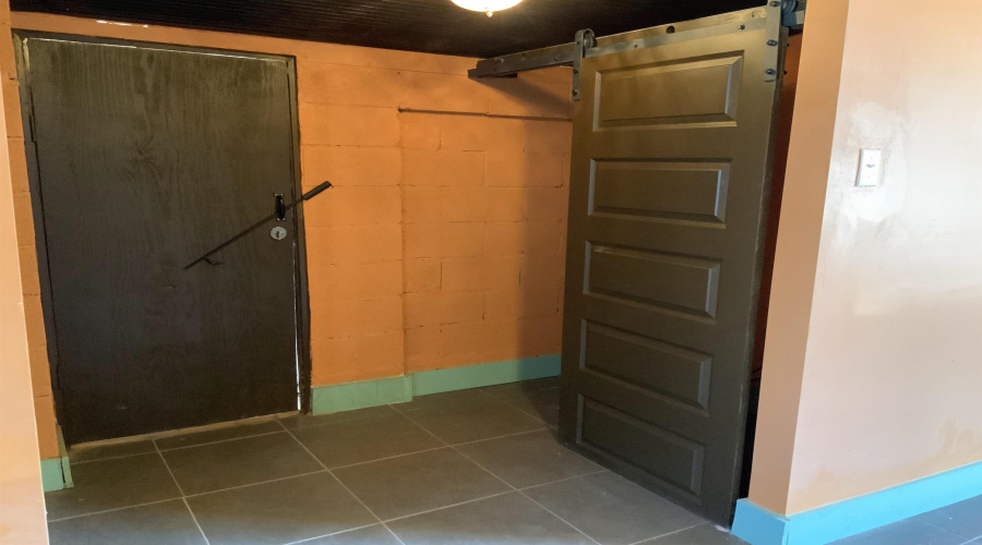 1508 Lincoln St, LAREDO, Texas 78040, 1 Room Rooms,2 BathroomsBathrooms,Commercial retail/office,For Rent,1508 Lincoln St,20255143