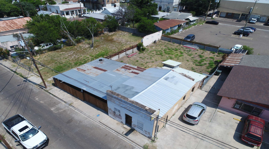 1508 Lincoln St, LAREDO, Texas 78040, 1 Room Rooms,2 BathroomsBathrooms,Commercial retail/office,For Rent,1508 Lincoln St,20255143