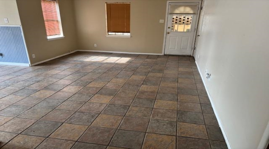 607 Wimberley Rd, Laredo, Texas 78045, 5 Bedrooms Bedrooms, 8 Rooms Rooms,3 BathroomsBathrooms,Residential,For Rent,607 Wimberley Rd,20255137