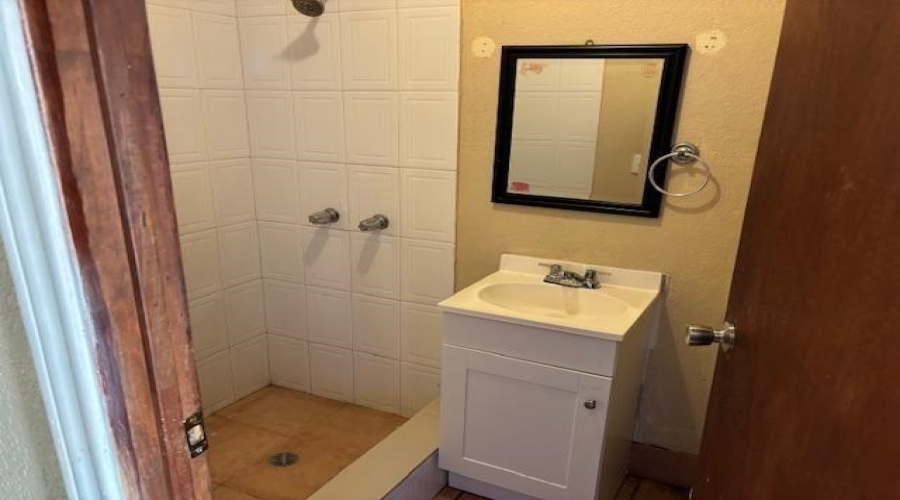 607 Wimberley Rd, Laredo, Texas 78045, 5 Bedrooms Bedrooms, 8 Rooms Rooms,3 BathroomsBathrooms,Residential,For Rent,607 Wimberley Rd,20255137