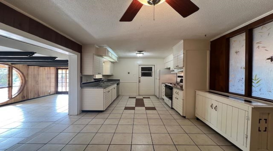 407 Amhurst Rd, Laredo, Texas 78045, 3 Bedrooms Bedrooms, 6 Rooms Rooms,2 BathroomsBathrooms,Residential,For Rent,407 Amhurst Rd,20255138