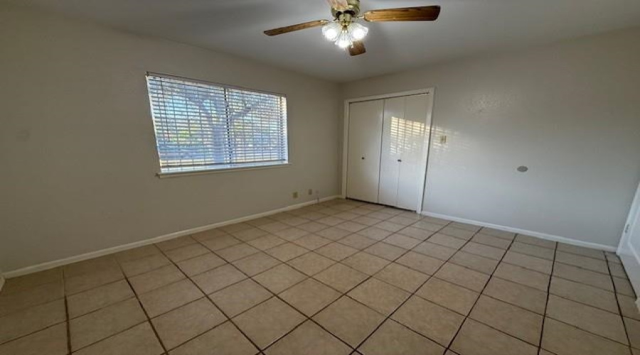 507 Beverly Dr, Laredo, Texas 78045, 3 Bedrooms Bedrooms, 7 Rooms Rooms,2 BathroomsBathrooms,Residential,For Sale,507 Beverly Dr,20255139