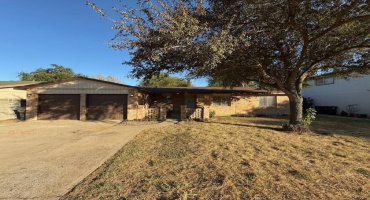 507 Beverly Dr, Laredo, Texas 78045, 3 Bedrooms Bedrooms, 7 Rooms Rooms,2 BathroomsBathrooms,Residential,For Sale,507 Beverly Dr,20255139 507 Beverly Dr, Laredo, Texas 78045, 3 Bedrooms Bedrooms, 7 Rooms Rooms,2 BathroomsBathrooms,Residential,For Sale,507 Beverly Dr,20255139